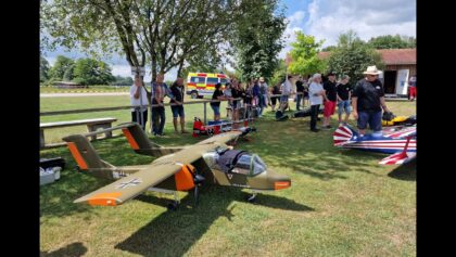 65 jähriges Jubiläum des MCW Wehringen mit TOP Flugschau –
