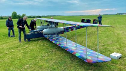 BIGGEST 10,6 m 4 Engined WW1 Bomber Model ZEPPELIN STAAKEN