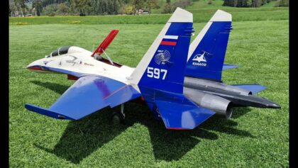 Carf Suchoi SU 27 UB Fabian Tschabrun – Erstflug –