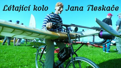 Jan Tleskač’s flying bicycle WALK AROUND | 3,2m RC model