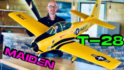 WINDY MAIDEN • E-flite Carbon-Z T-28 Trojan 2.0mm PNP •