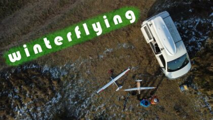Winterflying (model airplanes filmed with a drone)