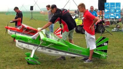 2X DECATHLON 150″ (40%) PILOT RC STEFAN KLEINERT & UWE