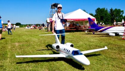 Beautiful selfmade RC Cessna Citation M2 Flight Demonstration from Felix