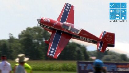 DELRO XXXL EXTRA 300 RC AEROBATIC AIRSHOW FLIGHT JAN ROTTMANN