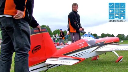 EXTRA 330SC KRILL MODEL WERNER KOHLBERGER RC AEROBATIC SMOKE FLIGHT