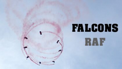 FALCONS RAF parachute display team | SIAF 2022 | 4K