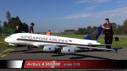 GIANT AIRBUS A380