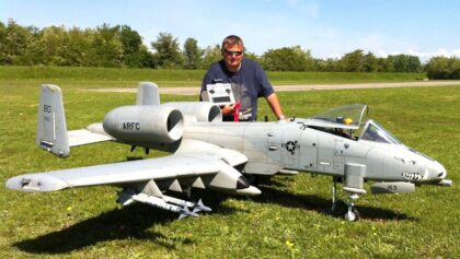 GIANT RC A-10 WARTHOG WITH BRRRRT & FLARE