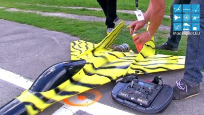 HOT SPOT EXTREM BEHOTEC 165 JET TURBINE RC FLIGHT CHRISTIAN