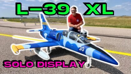 HUGE Albatros L-39 XL • SOLO DISPLAY • (English/Français 4K