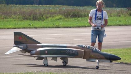 LARGE RC PHANTOM F-4E @ THE JET POWER EVENT 2019