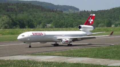 Look like the Original MCDonnell Douglas Boeing MD11 RC Scale