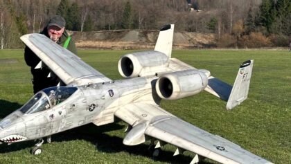 Maiden Mibo A 10 , Big Plane.