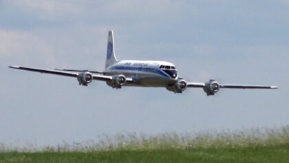 RC Douglas DC-6 Pan American