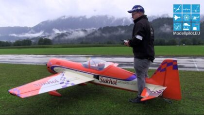 SUKHOI SU-26MM 38% HANGAR 9 FLORIAN SPORER RC AEROBATIC AIRSHOW