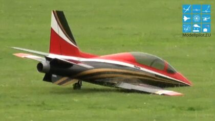 VIPERJET RC TURBINE JET AEROBATIC FLIGHT LUKAS ERNST PORZER AIRSHOW