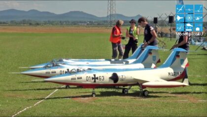 3X F-104 STARFIGHTER RED BULL AEROBATIC TEAM RC JET FORMATION