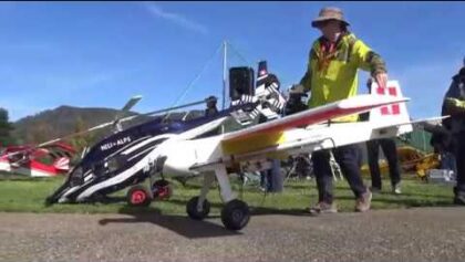 8x RC SKYDIVER COME OFF 4X RC AIRPLANE HAUSEN 2017