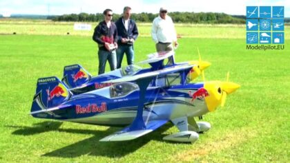 AMAZING RED BULL TEAM 2X PITTS BULLDOG RC AEROBATIC FORMATION