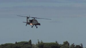 APACHE AH-64 SCALE RC MODEL RC HELICOPTER WITH BIG BANGS