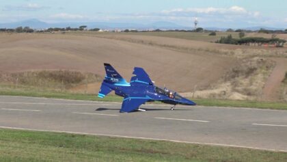 Alenia Aermacchi M-346 Master Scale RC Turbine model Jet rough