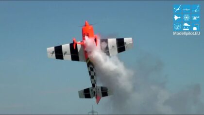 EXTRA 330 SC RC AEROBATIC FLIGHT KAY SUCCOLOWSKY EUROFLUGTAG AERO