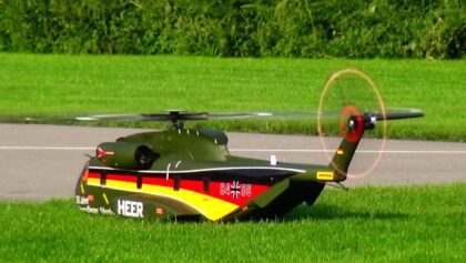 GIANT CH-53 GERMAN ARMY SCALE RC MODEL HELICOPTER