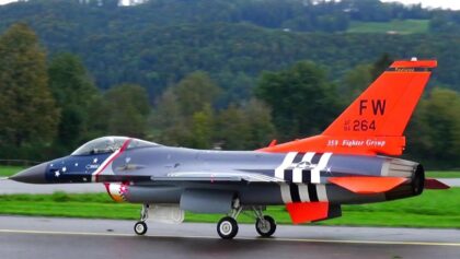 GIGANTIC RC ALBATROS L-39 AND 3x F-16 SCALE TURBINE RC