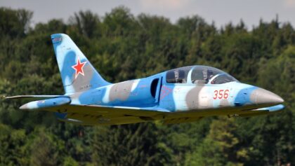 Giant L-39 Albatros