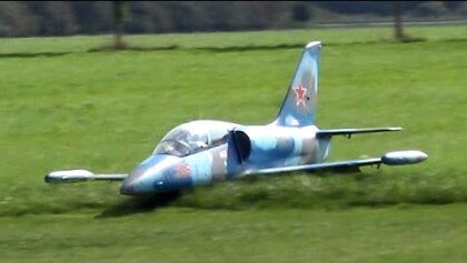 Giant L-39 – Lawnmower With Wings