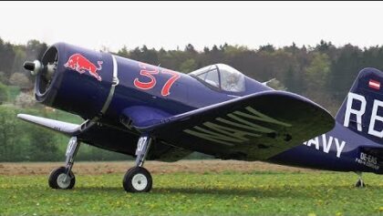 Giant Rc F4U-4 Corsair *Maiden Flight*