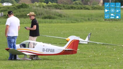 MDM 1 FOX RC GLIDER AEROBATIC SMOKE FLIGHT SHOW STEFAN