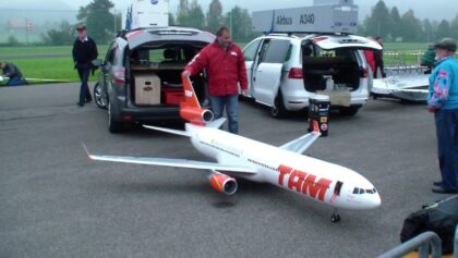 ORGULHO DE SER BRASILEIRA MD-11 TAM AND SWISS TURBINE RC