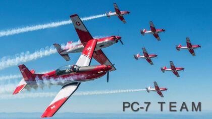 PC-7 TEAM “HAPPY BIRTHDAY STAMPA” DYNAMIK – ELEGANZ – PRÄZISION