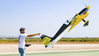 RAW UNCUT FULL FLIGHT!!!! Flying very low with close calls!!!