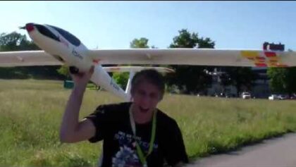 RCHELIJET 2,5 METER DIAMOND ELECTRIC ENGINE SAILPLANE