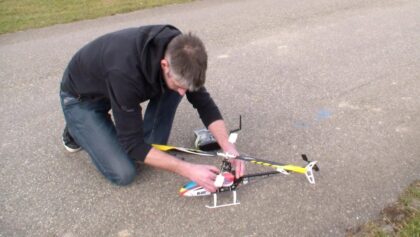 RCHELIJET BLADE 450 3D HELICOPTER