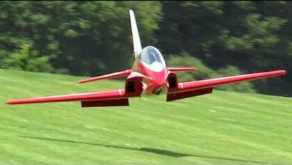 Rc FUTURA Jet – Fast and Low