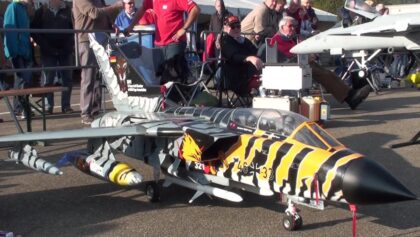 Special Tornado ECR Onboard view Swing-Wings Giant Scale RC Turbine