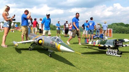Starfighter F-104 meets Spitfire Mk IX at Joe Nall 2016