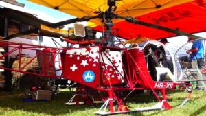 THE WORLD BIGGEST R/C TURBINE HELICOPTER 4,50 ROTOR DIAMETER LAMA
