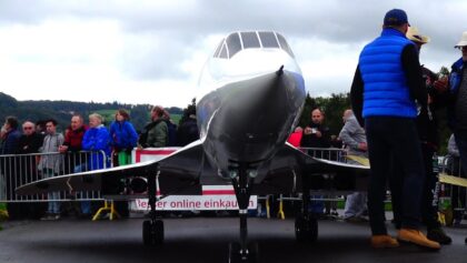 UNBELIEVABLE RC CONCORD 33 FEET 4X TURBINE ENGINE RADIO CONTROLLED