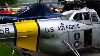 U.S.A.F SIKORSKY SCALE RC HELICOPTER MODEL H19B SERIE No.52