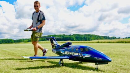 Ultra Fast! EPIC VICTORY RC Turbine Tomahawk JET Flight Demonstration