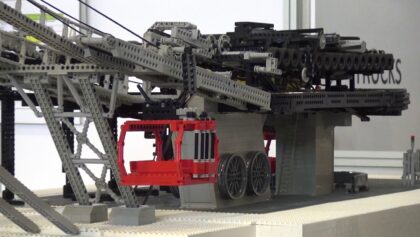 Unique LEGO Technic Aerial Cableway with 17’000 Bricks