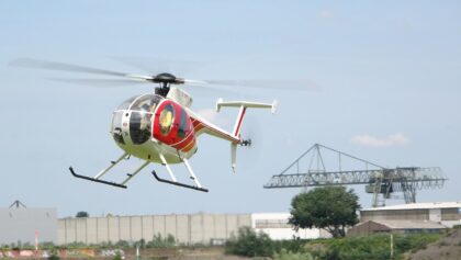 XL Hughes 500 D von Witte Helicopter sportlich geflogen vom