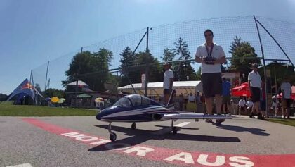 Aermacchi MB-339 E-Impeller Jet-Meeting Salzburg 2013/13