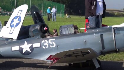 DOUGLAS SBD DAUNTLESS CORSAIR FU4 TROJAN T-28 WARBIRD FORMATION FLIGHT