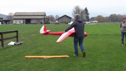 Erstflug Slingsby T 13 von Elmar Tomasini